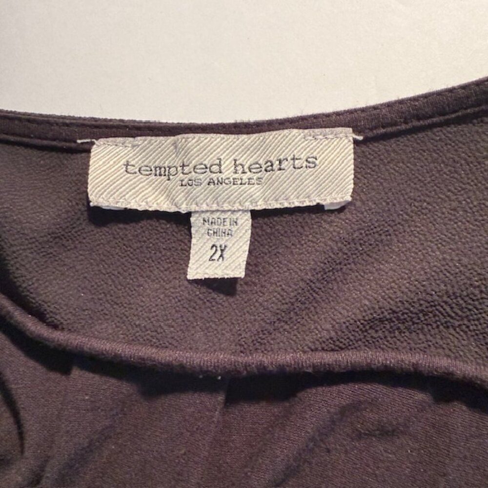 Tempted Hearts V Neck Popover Blouse with Front Zipper- Womens Size 2X - Picture 5 of 7